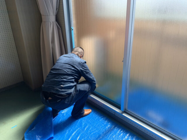 庭に出る掃き出し窓のガラス交換｜堺市中区の施工写真