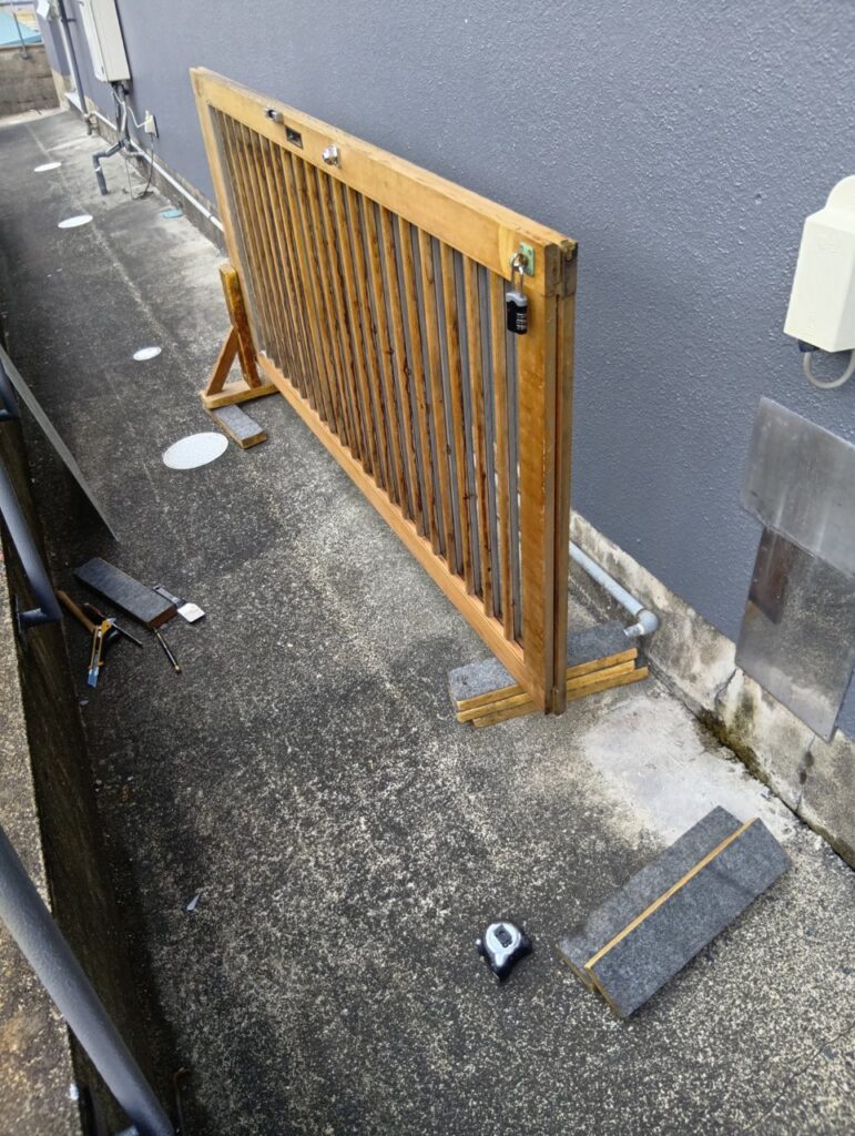 大垣市のお店で、外した格子戸
