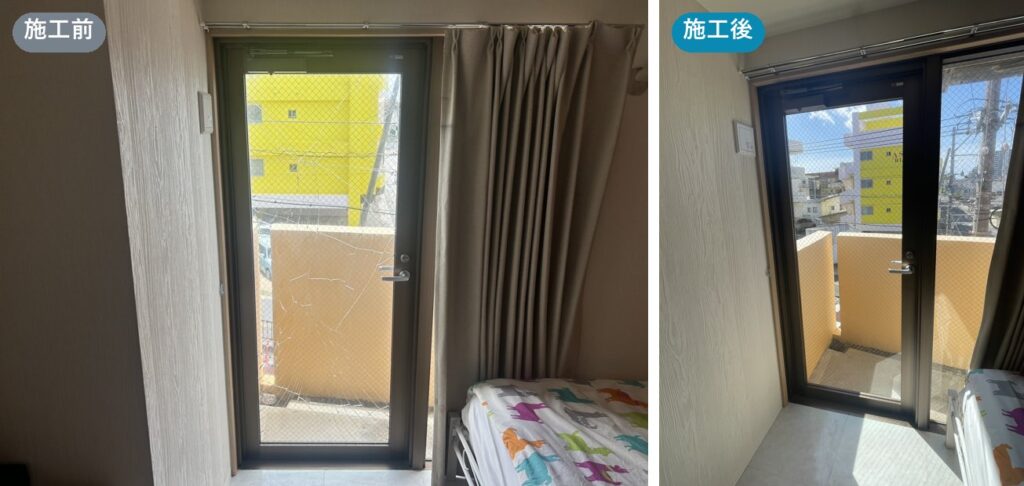 ヒビの入った勝手口ドアの網入りガラスと、交換したあとのドア